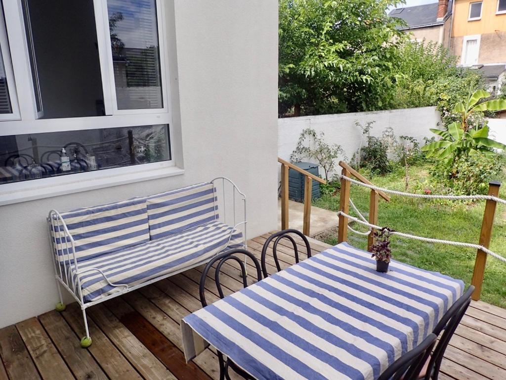 Appartement Tempere Avec Terrasse Tours Exterior foto